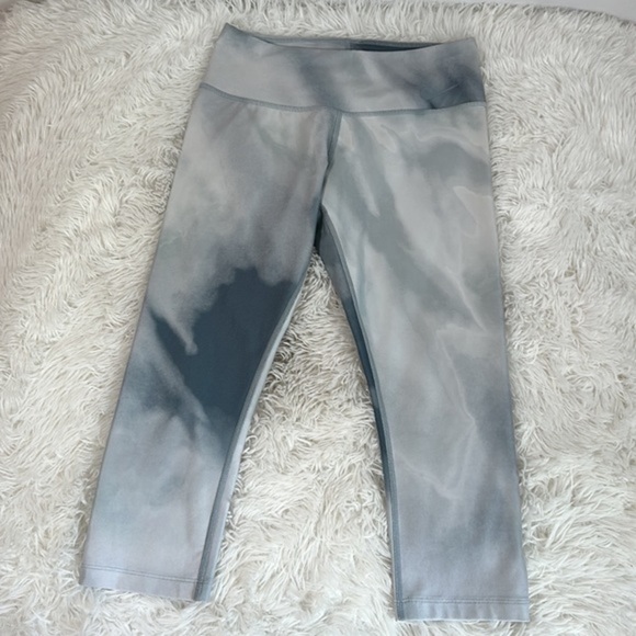 Nike Golf Tour Performance Grey & White Cropped Leggings - Picture 8 of 8